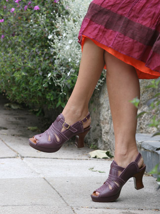 Ped Shoes : Chie Mihara Lagoon - Order online or 866.700.SHOE (7463