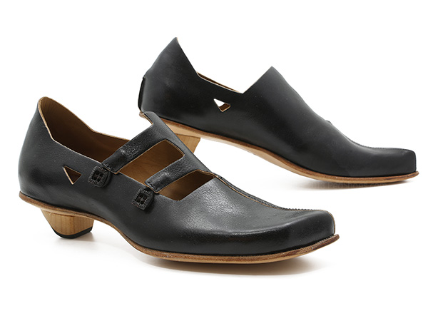Cydwoq Ivory in Black Ped Shoes Order online or 866 Cydwoq Ivory in Black Ped Shoes Order online or 866
