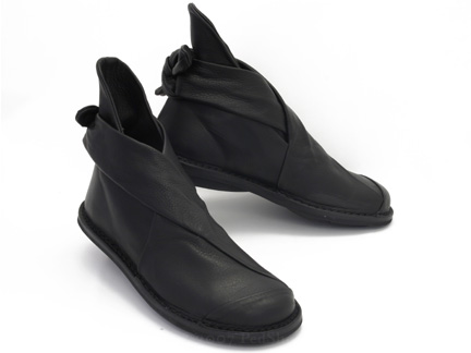Trippen Januar in black : Ped Shoes - Order online or 866.700.SHOE (7463).