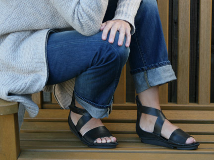 The sales coil sandals