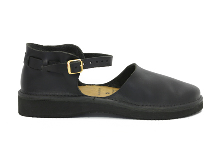 Aurora Shoe Co. New Chinese in Black : Ped Shoes - Order online or