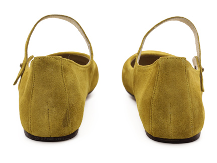 Vialis Pilar (5388) in Curry Mustard Suede : Ped Shoes - Order online ...