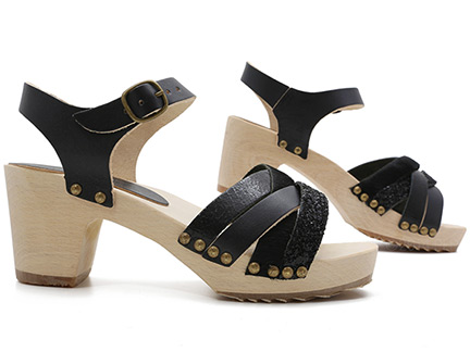 Mia madeline best sale clog