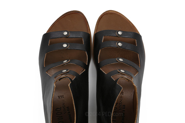 Cydwoq Caracal in Black : Ped Shoes - Order online or 866.700.SHOE (7463).