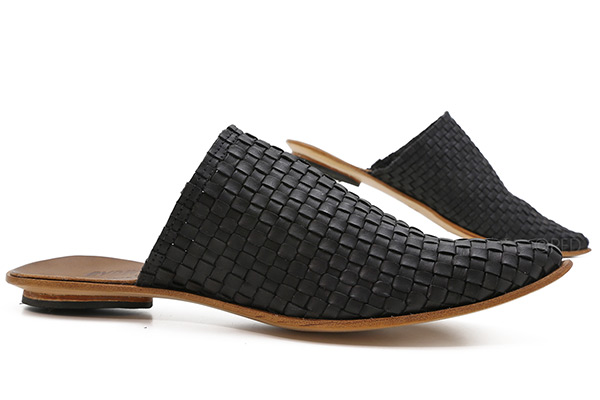 Cydwoq Orient in Woven Jet Black : Ped Shoes - Order online or 866.700 ...