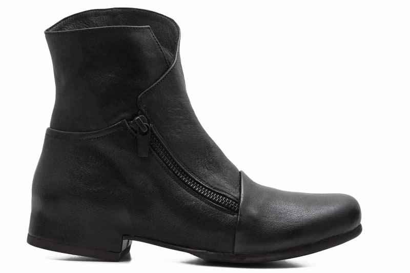 Vialis Bianca Boot in Black : Ped Shoes - Order online or 866.700.SHOE ...