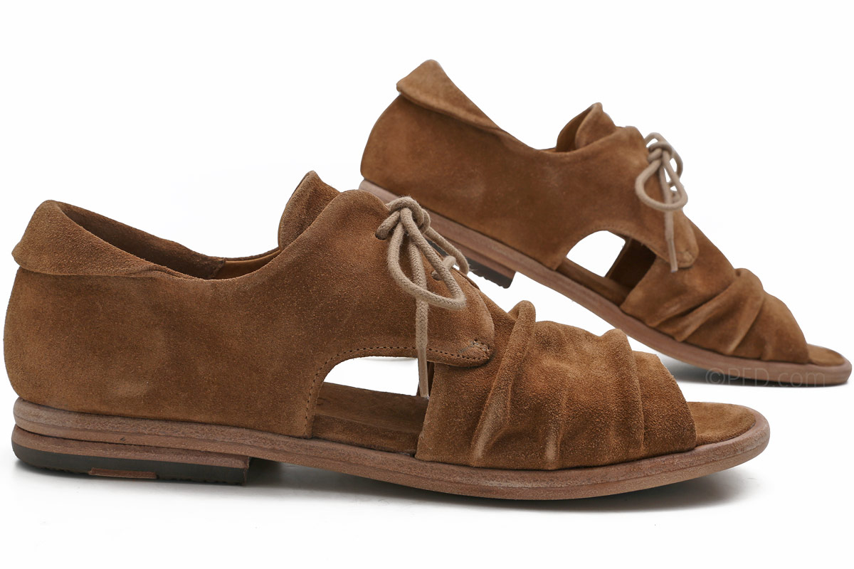 Abella on sale shoe company