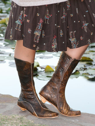 Cydwoq Campus Boot in Marbled Brown Ped Shoes Order online or