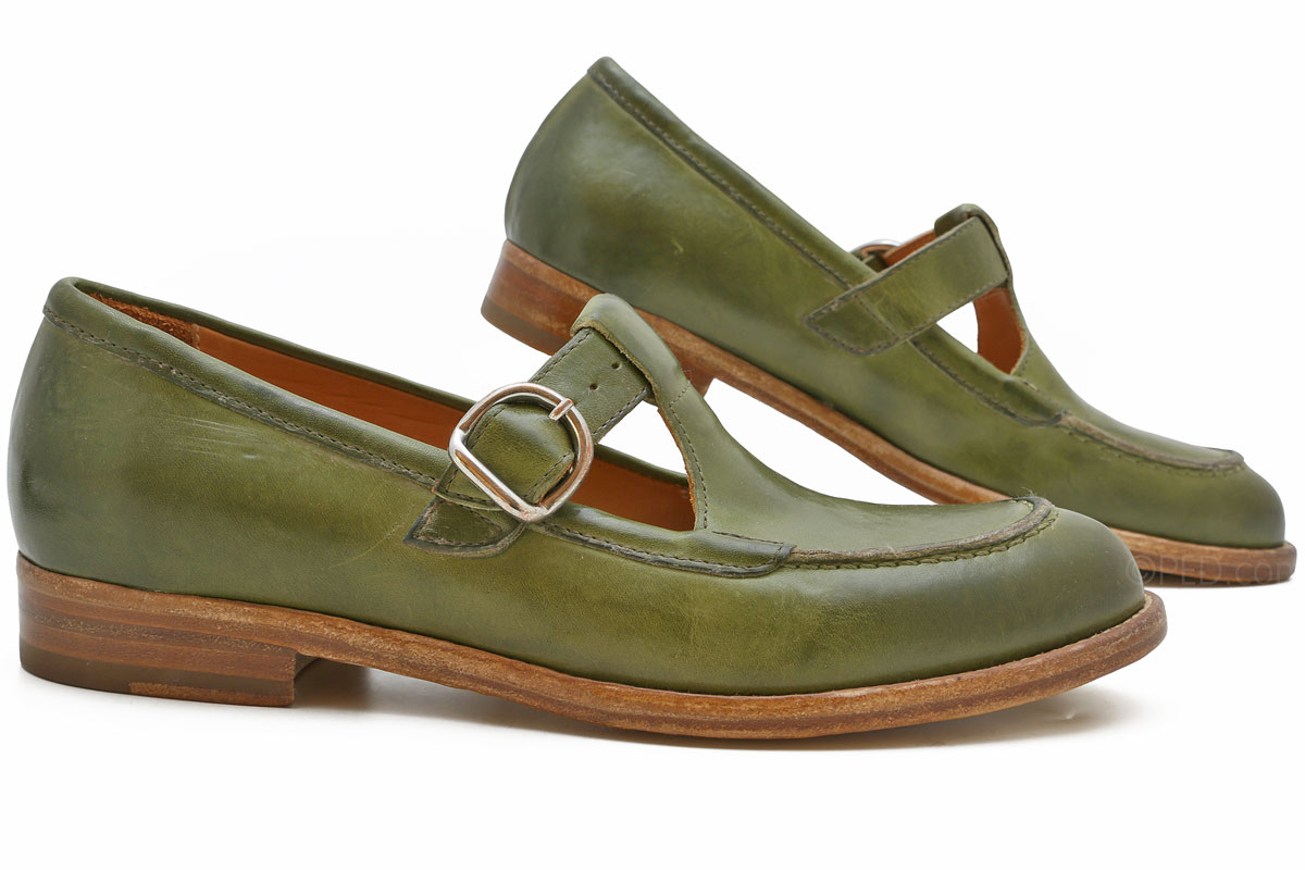 Confuse tube unused La Bottega di Lisa Louise in Leaf Green : Ped Shoes - Order online or  866.700.SHOE (7463).