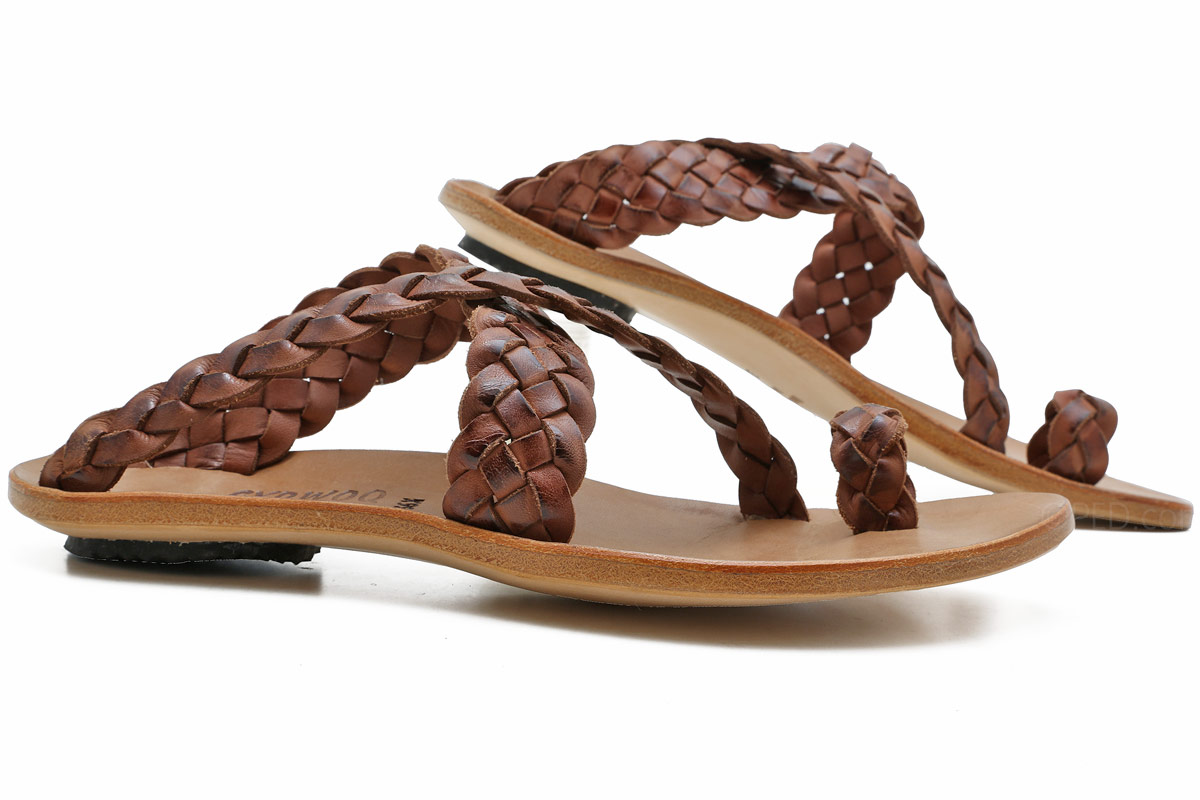 Cydwoq Revival. Women's sandal in woven tan leather. Made in California. –  Bulo