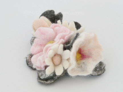 Flower Cluster Brooch in Cream