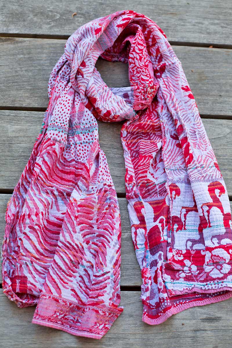 Letol Mila Scarf in Red / Pink