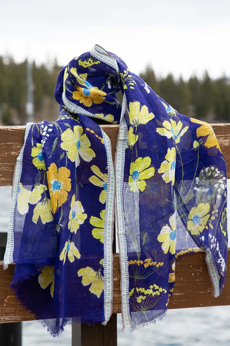 Epice Lake Scarf